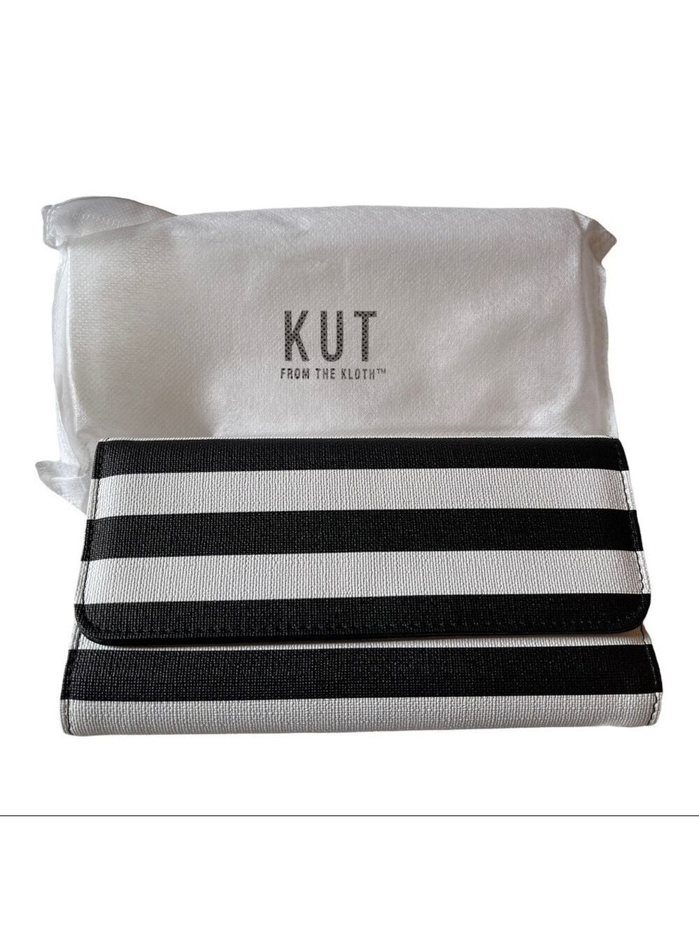 New Kit from the Kloth Stripped Black&White Wallet